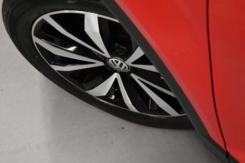 Volkswagen T-Roc 1.5 T-Roc Design TSi Evo Semi-Auto 5dr 14