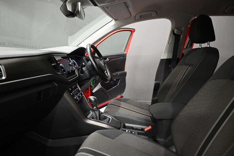 Volkswagen T-Roc 1.5 T-Roc Design TSi Evo Semi-Auto 5dr 27