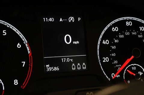 Volkswagen T-Roc 1.5 T-Roc Design TSi Evo Semi-Auto 5dr 57