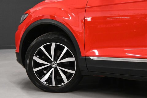 Volkswagen T-Roc 1.5 T-Roc Design TSi Evo Semi-Auto 5dr 46