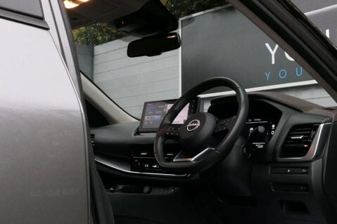 Nissan X-Trail 1.5 X-Trail N-Connecta E-4orce A 4WD 5dr 22