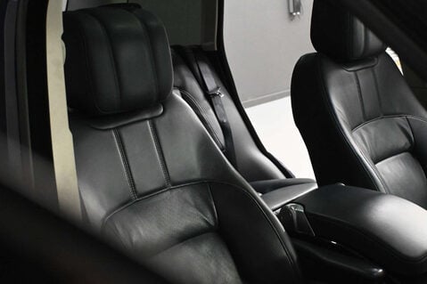 Land Rover Range Rover 4.4 Range Rover Vogue SE SDV8 Auto 4WD 5dr 24