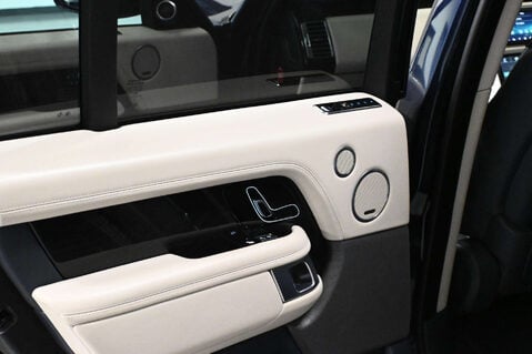 Land Rover Range Rover 4.4 Range Rover Vogue SE SDV8 Auto 4WD 5dr 34