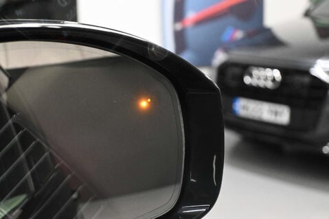 Land Rover Range Rover 4.4 Range Rover Vogue SE SDV8 Auto 4WD 5dr 30