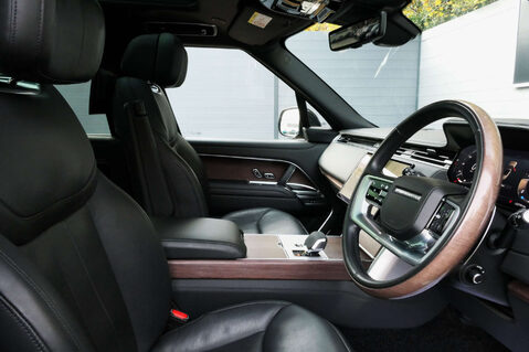 Land Rover Range Rover 3.0 Range Rover Autobiography D MHEV Auto 4WD 5dr 19