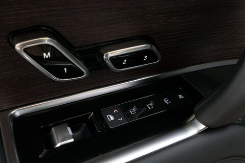 Land Rover Range Rover 3.0 Range Rover Autobiography D MHEV Auto 4WD 5dr 50