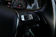 Volkswagen Golf 2.0 Golf SE Nav TDI BlueMotion Technology Semi-Auto 5dr 35