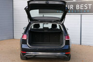 Volkswagen Golf 2.0 Golf SE Nav TDI BlueMotion Technology Semi-Auto 5dr 17