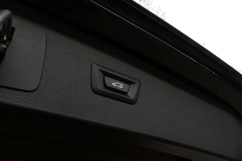 BMW 2 Series 1.5 225XE Luxury Auto 4WD 5dr 19