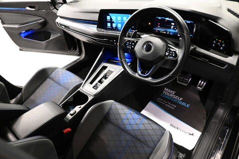 Volkswagen Golf 2.0 Golf R TSi 4Motion Semi-Auto 4WD 5dr 5