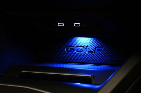 Volkswagen Golf 2.0 Golf R TSi 4Motion Semi-Auto 4WD 5dr 21