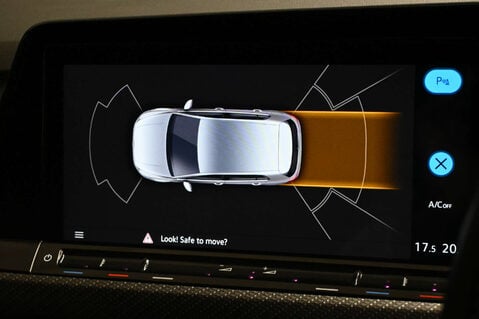 Volkswagen Golf 2.0 Golf R TSi 4Motion Semi-Auto 4WD 5dr 30