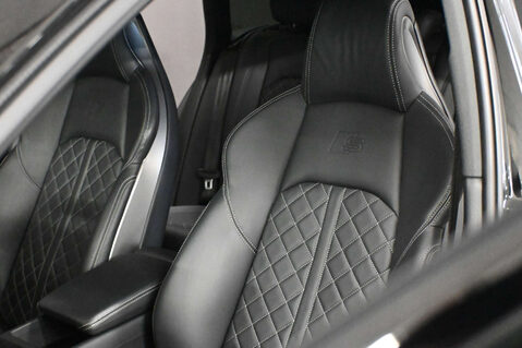 Audi A4 3.0 S4 Black Edition TDI MHEV Quattro Auto 4WD 5dr 21