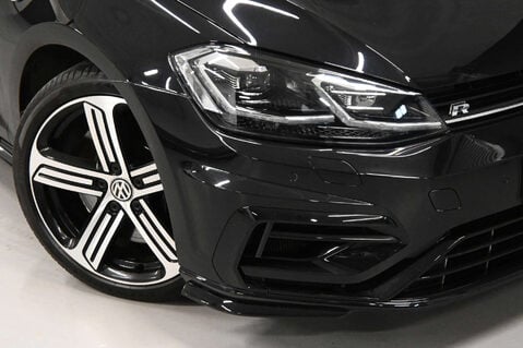 Volkswagen Golf 2.0 Golf R TSi 4Motion Semi-Auto 4WD 5dr 30