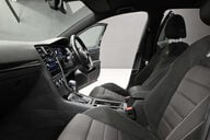 Volkswagen Golf 2.0 Golf R TSi 4Motion Semi-Auto 4WD 5dr 16