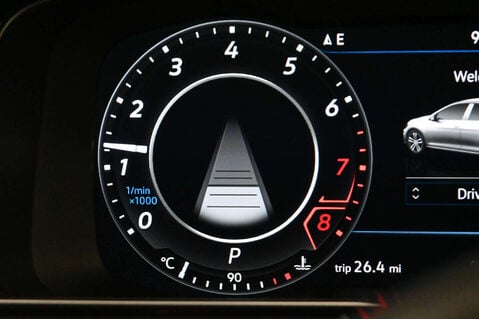 Volkswagen Golf 2.0 Golf R TSi 4Motion Semi-Auto 4WD 5dr 44