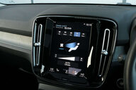 Volvo XC40 1.5 XC40 Inscription Pro T3 Auto 5dr 39