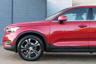 Volvo XC40 1.5 XC40 Inscription Pro T3 Auto 5dr 10