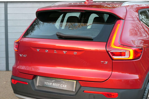 Volvo XC40 1.5 XC40 Inscription Pro T3 Auto 5dr 14