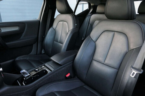 Volvo XC40 1.5 XC40 Inscription Pro T3 Auto 5dr 4