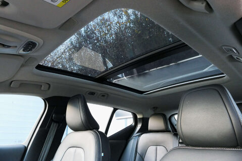 Volvo XC40 1.5 XC40 Inscription Pro T3 Auto 5dr 6