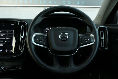 Volvo XC40 1.5 XC40 Inscription Pro T3 Auto 5dr 23