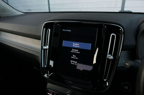 Volvo XC40 1.5 XC40 Inscription Pro T3 Auto 5dr 47