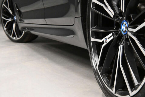 BMW 5 Series 3.0 545e xDrive M Sport Auto 4WD 4dr 24