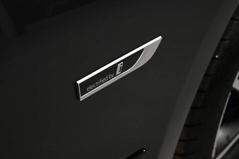 BMW 5 Series 3.0 545e xDrive M Sport Auto 4WD 4dr 47