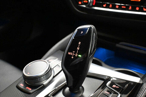 BMW 5 Series 3.0 545e xDrive M Sport Auto 4WD 4dr 37