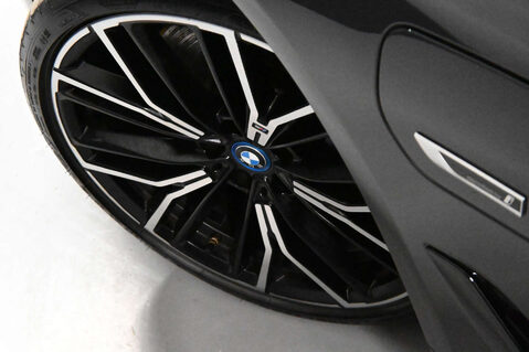 BMW 5 Series 3.0 545e xDrive M Sport Auto 4WD 4dr 9