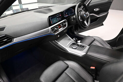 BMW 3 Series 2.0 320I M Sport Auto 4dr 30
