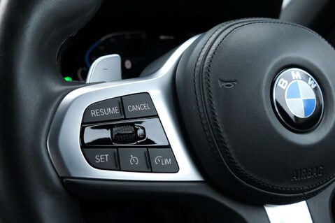 BMW 3 Series 2.0 330e 12kWh M Sport Saloon 4dr Petrol Plug-in Hybrid Auto xDrive Euro 6 39
