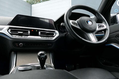 BMW 3 Series 2.0 330e 12kWh M Sport Saloon 4dr Petrol Plug-in Hybrid Auto xDrive Euro 6 26