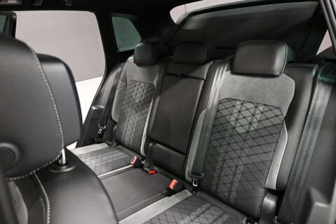 Volkswagen Tiguan 2.0 Tiguan R-Line TDI 4Motion Semi-Auto 4WD 5dr 14