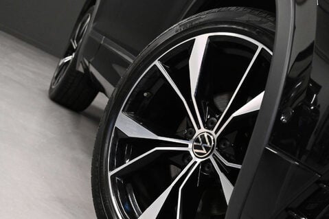 Volkswagen Tiguan 2.0 Tiguan R-Line TDI 4Motion Semi-Auto 4WD 5dr 25