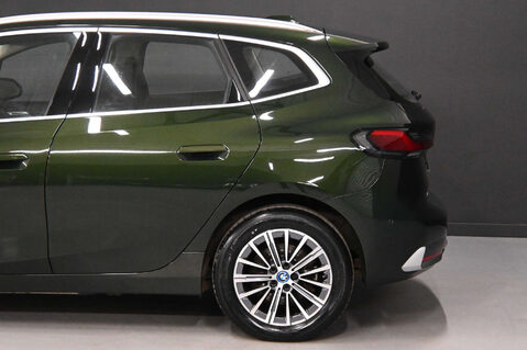 BMW 2 Series 1.5 230xe 16.3kWh Luxury MPV 5dr Petrol Plug-in Hybrid DCT 4WD Euro 6 (s/s) 26