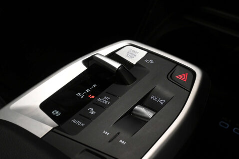 BMW 2 Series 1.5 230xe 16.3kWh Luxury MPV 5dr Petrol Plug-in Hybrid DCT 4WD Euro 6 (s/s) 46