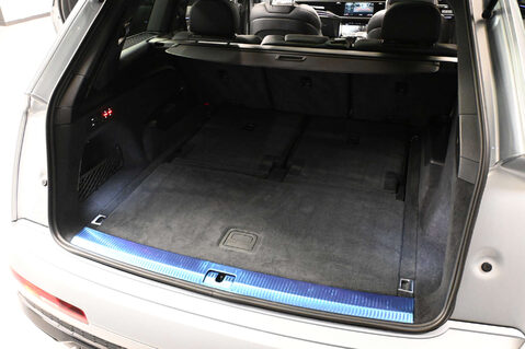 Audi Q7 3.0 TFSI V6 55 Black Edition SUV 5dr Petrol Tiptronic quattro Euro 6 (s/s) 71