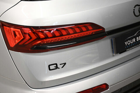 Audi Q7 3.0 TFSI V6 55 Black Edition SUV 5dr Petrol Tiptronic quattro Euro 6 (s/s) 43