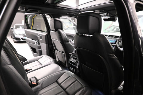 Land Rover Range Rover Sport 3.0 Range Rover Sport HSE Dynamic Black D MHEV Auto 4WD 5dr 14