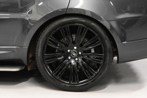 Land Rover Range Rover Sport 3.0 Range Rover Sport HSE Dynamic Black D MHEV Auto 4WD 5dr 69