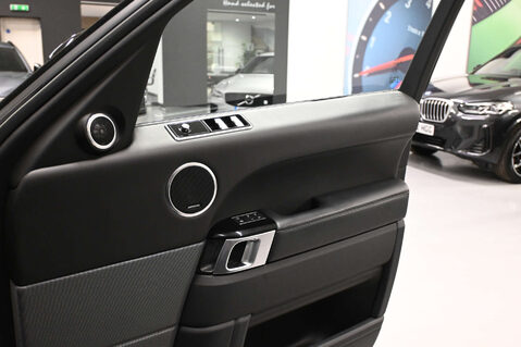 Land Rover Range Rover Sport 3.0 Range Rover Sport HSE Dynamic Black D MHEV Auto 4WD 5dr 52