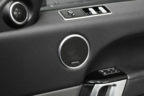 Land Rover Range Rover Sport 3.0 Range Rover Sport HSE Dynamic Black D MHEV Auto 4WD 5dr 75