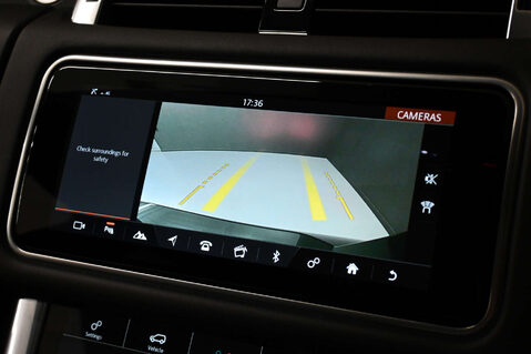 Land Rover Range Rover Sport 3.0 Range Rover Sport HSE Dynamic Black D MHEV Auto 4WD 5dr 77