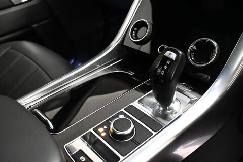 Land Rover Range Rover Sport 3.0 Range Rover Sport HSE Dynamic Black D MHEV Auto 4WD 5dr 57