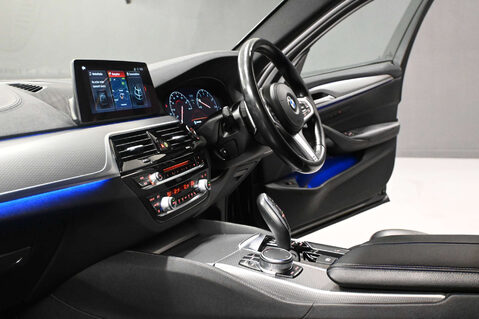 BMW 5 Series 3.0 540i xDrive M Sport Auto 4WD 5dr 10