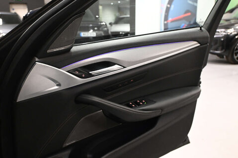 BMW 5 Series 3.0 540i xDrive M Sport Auto 4WD 5dr 44