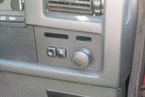 BMW 3 Series 2.5 325i Manual 2dr 44