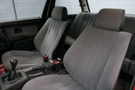 BMW 3 Series 2.5 325i Manual 2dr 31